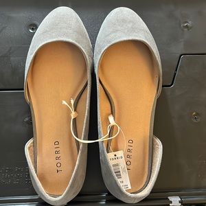 NWT Torrid flats